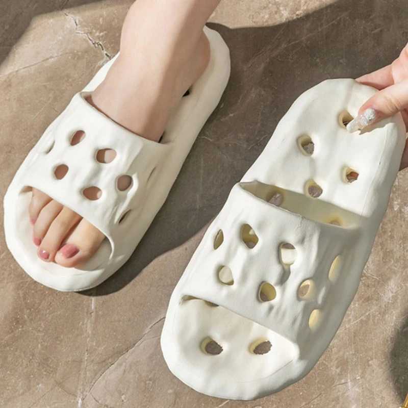 Zapatillas Zapatillas Cómodas Parejas japonesas Ome Mujeres Hombres Soes Verano Interior Batroom Bat Ole Antideslizante Otel Sandalias de suela suave H240327