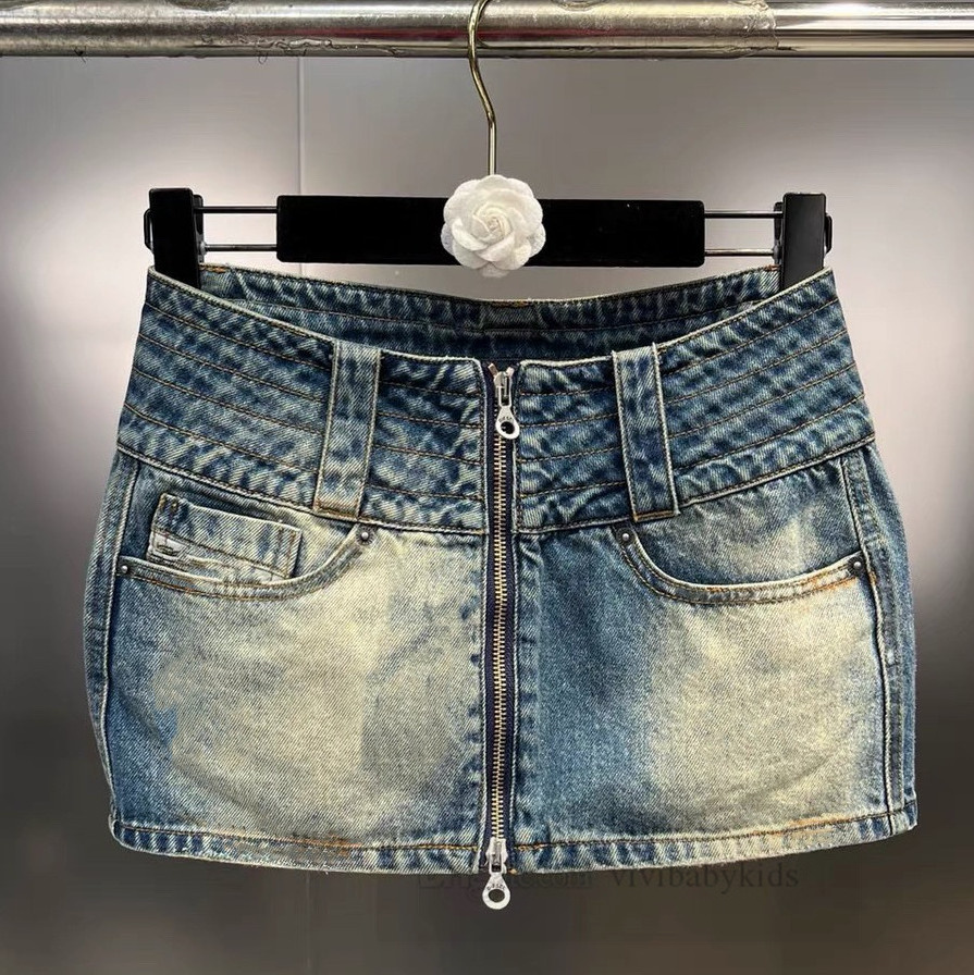 Stora flickor denimkläder sätter gamla barn som hänger nacken rygglös gradient tank topp dragkolit kjolar 2 st 2024 sommar tonåringar cowboy outfits z7249