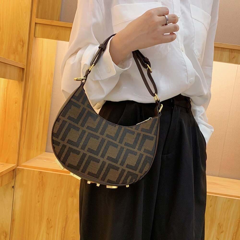 Limited Factory Clearance Is Seller of New Designer Handbags Bag New Canvas High Quality One Shoulder Underarm