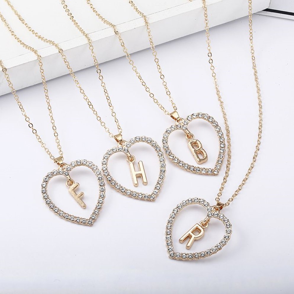 Ny Fashion Crystal Inledande personlig bokstav Hjärta Pendent Namn Halsband för kvinnor Charm Gold Color Chain Choker Jewelry Gift338V