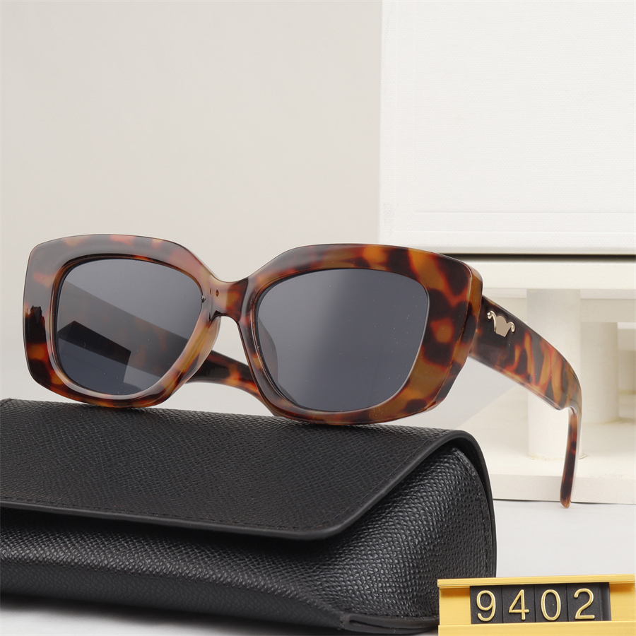 Gafas de sol de diseñador Marca para mujer para hombre 4235 Marco ovalado Patas de espejo de metal Lente verde Sunnies casuales Moda Retro Pequeño marco redondo Mujeres atractivas Gafas de sol con caja de regalo