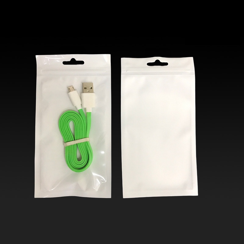 8.5*16 cm Clear Wite Zipper Plastic Retail Packaging Poly PP Bag för mobiltelefondata Line Charger Hang Hole Package PAG POOLESALE 