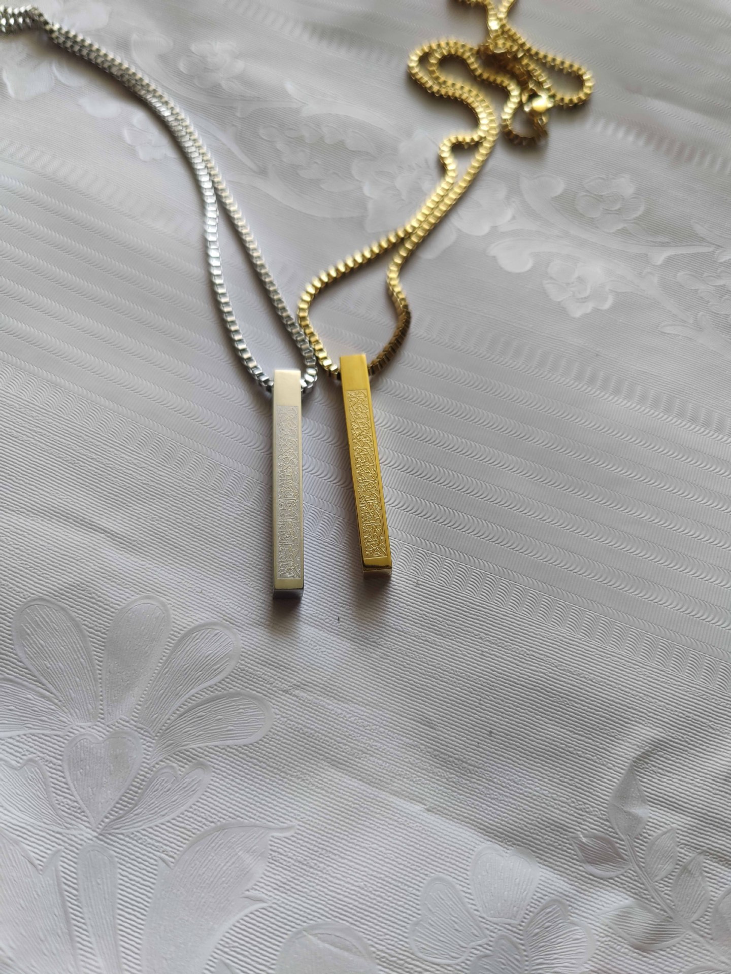 Collana 3D Bar Gioielli islamici Collana pendente in acciaio inossidabile placcato oro 18k Eid Al Fitr Regalo di amicizia Ciondolo regalo Ramadan