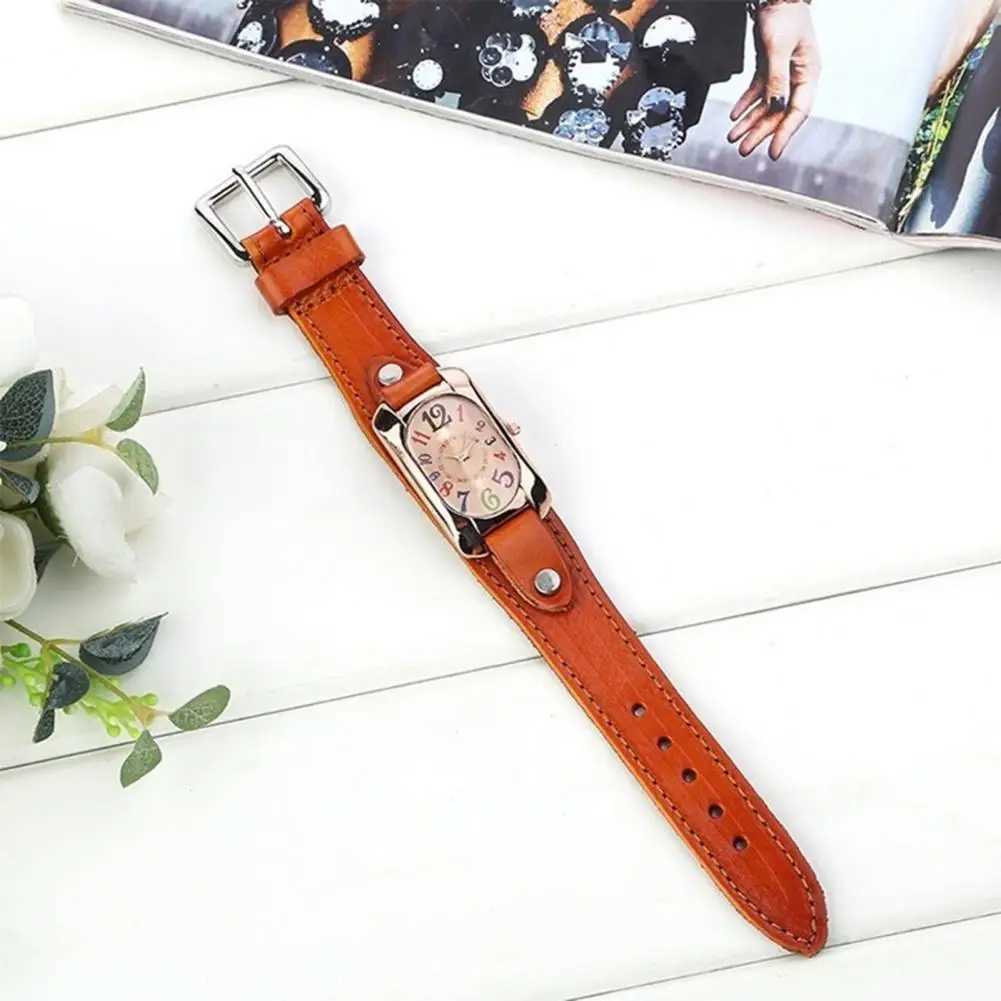 Armbandsur Fashion Casual Womenwatch Faux Leather Diamond Strap Band Oblong Case Quartz Wrist Watch Clock Women 24319