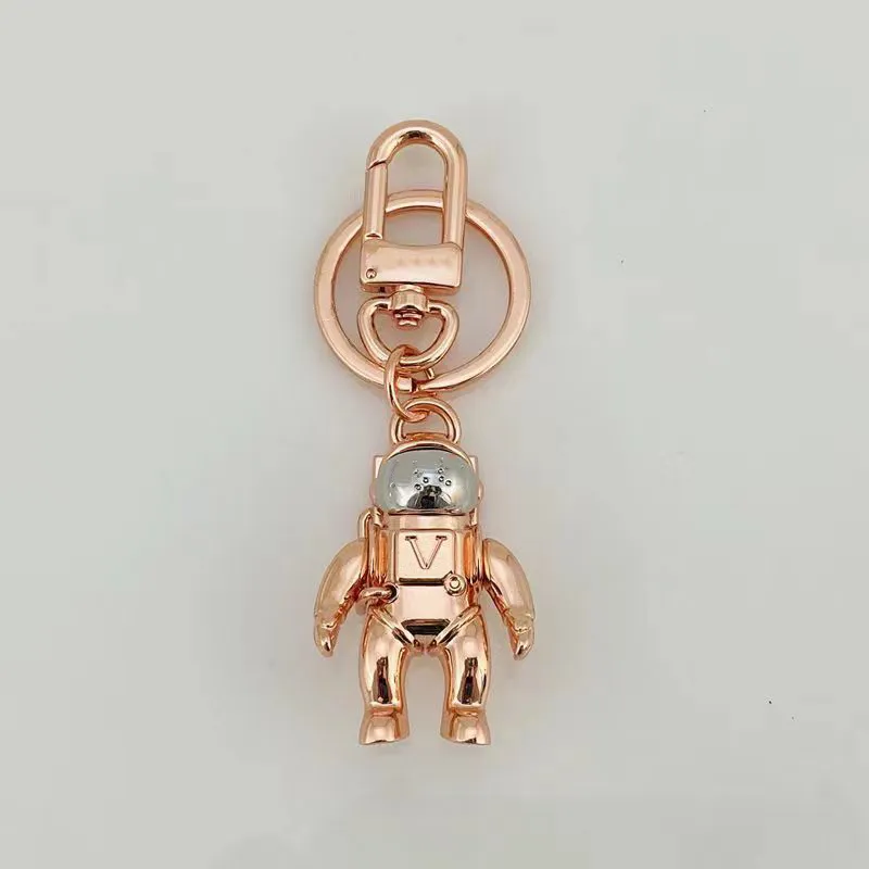 Luxurys designers Keychain Car Key chain Solid color monogrammed Keychains Fashion Leisure astronaut Men Women Bag Pendant Accessories with box 2 options good nice
