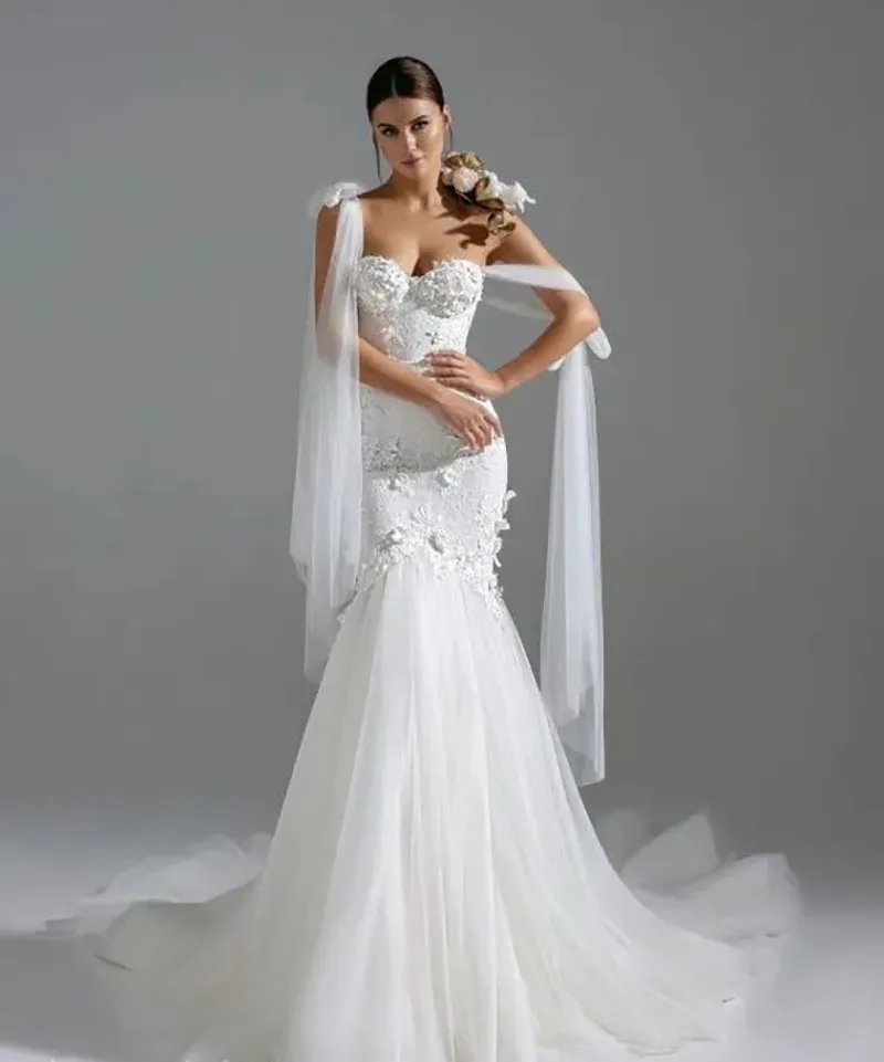 Bohemian Mermaid Wedding Dresses 3D Flowers Appliques Bridal Gowns Short Sleeve Lace Illusion Bride Dress