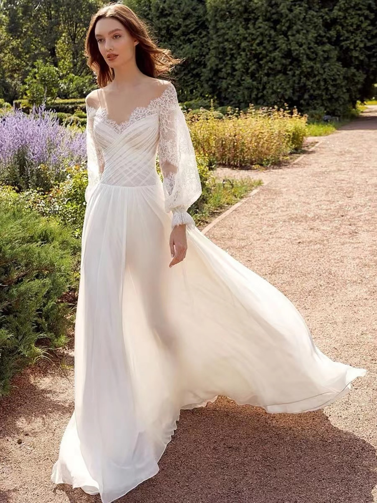 NUOVO TULLE TULLE A LINE Abiti da sposa Abiti a cuore Spacco da sposa Spacco da sposa Abito Simple Vestitido De Nolia Sweep Train Dimensioni personalizzate