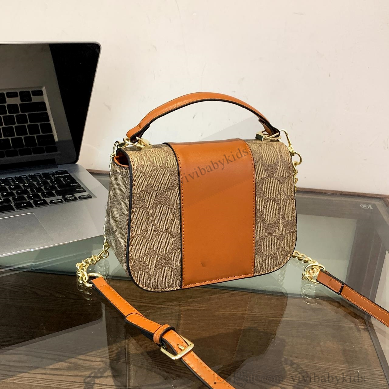 Moda Çocuk Tasarımcı Çanta INS Girls Mektup Baskılı Bir Omuz Çantaları Çocuk PU Deri Crossbody Square Bag S1244