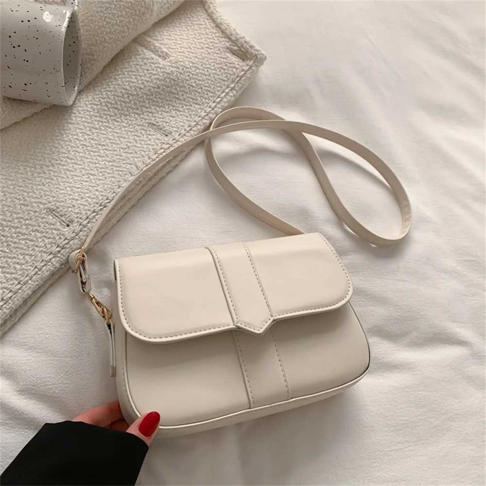 Messenger Bags Trendy Zadel Schoudertas Dames Pu Lederen Crossbody Tas Eenvoudige Effen Kleur Flap Messenger Bag Designer Handtas Pouch WholesaleL2403