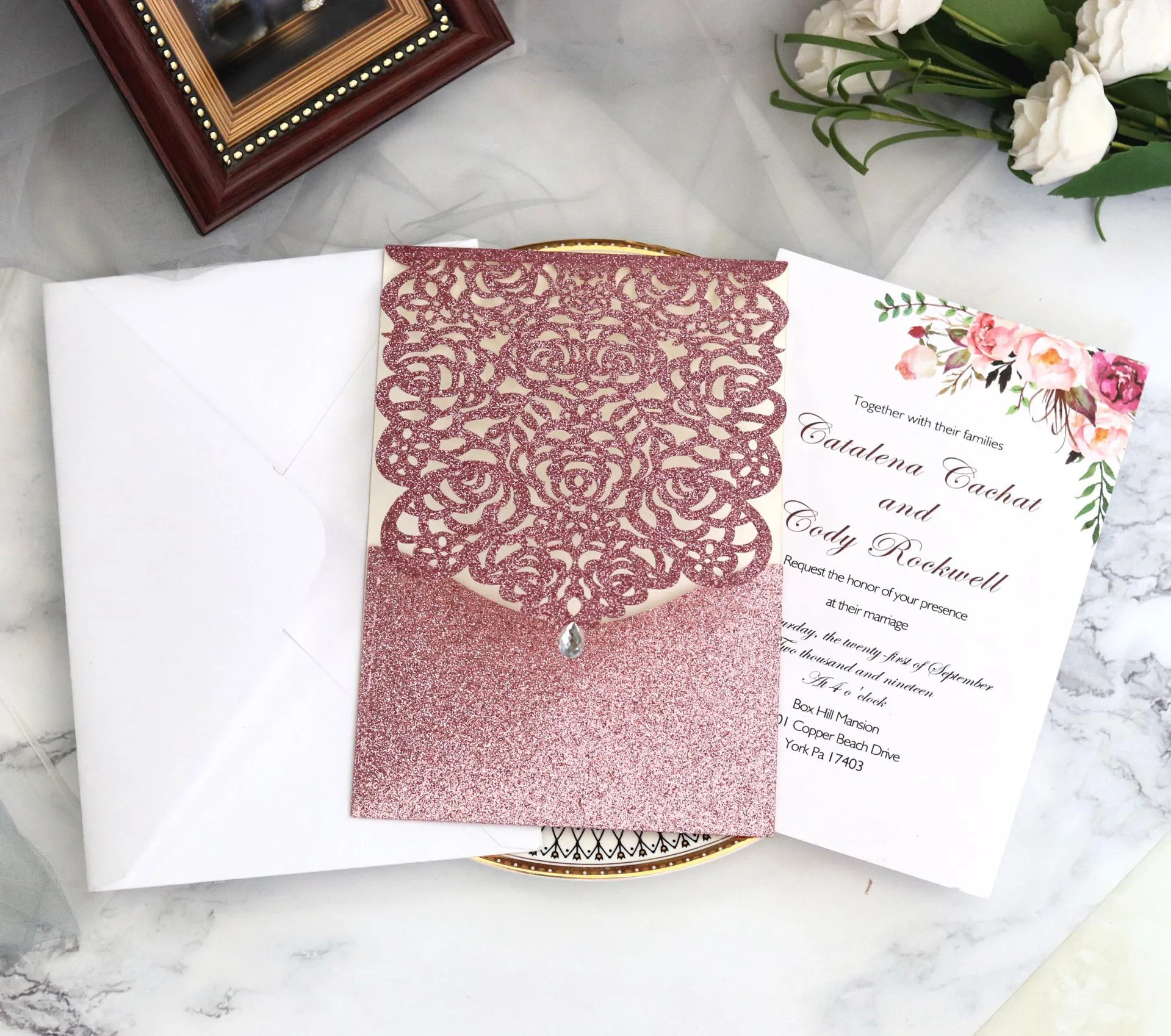 Custom Glitter Paper Laser Cut Rhinestone Rose Card Pocket Greeting Cards with Envelope Set for Wedding Party Decor