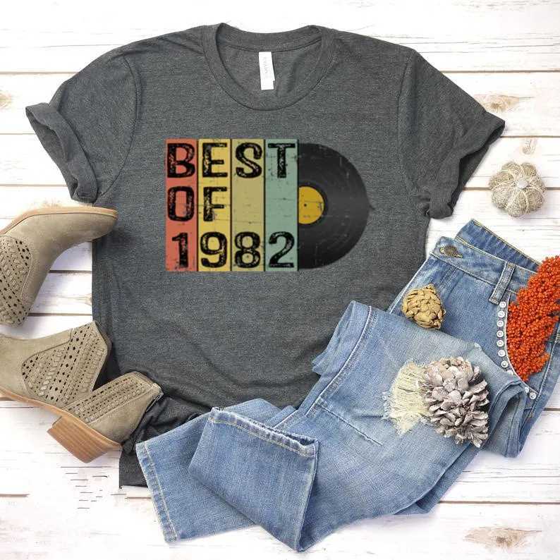 女性用Tシャツ1982ベストメンズパーティー40歳の誕生日シャツ100％コットンストリート衣類女性Tシャツ短袖トップ240322