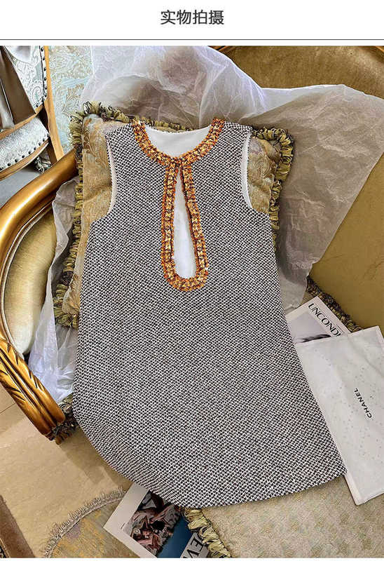 Grundläggande avslappnade klänningar Designer Märke MIU Style Grey Diamond Studded ärmlös klänning med en designkänsla, grov tweed Loose A-line kjol, ny hösttank topp kjol pjbt