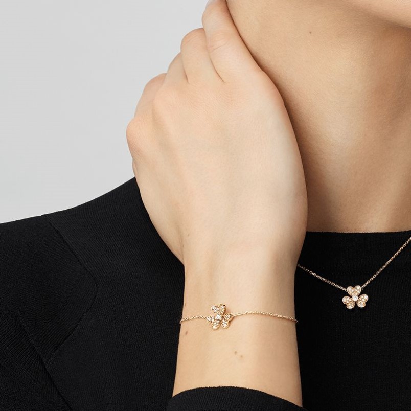 Collier trèfle chanceux Cleef diamant coeur colliers bijoux de créateur pour les femmes fête cadeau de Noël marque lettre-V série Frivole 308K