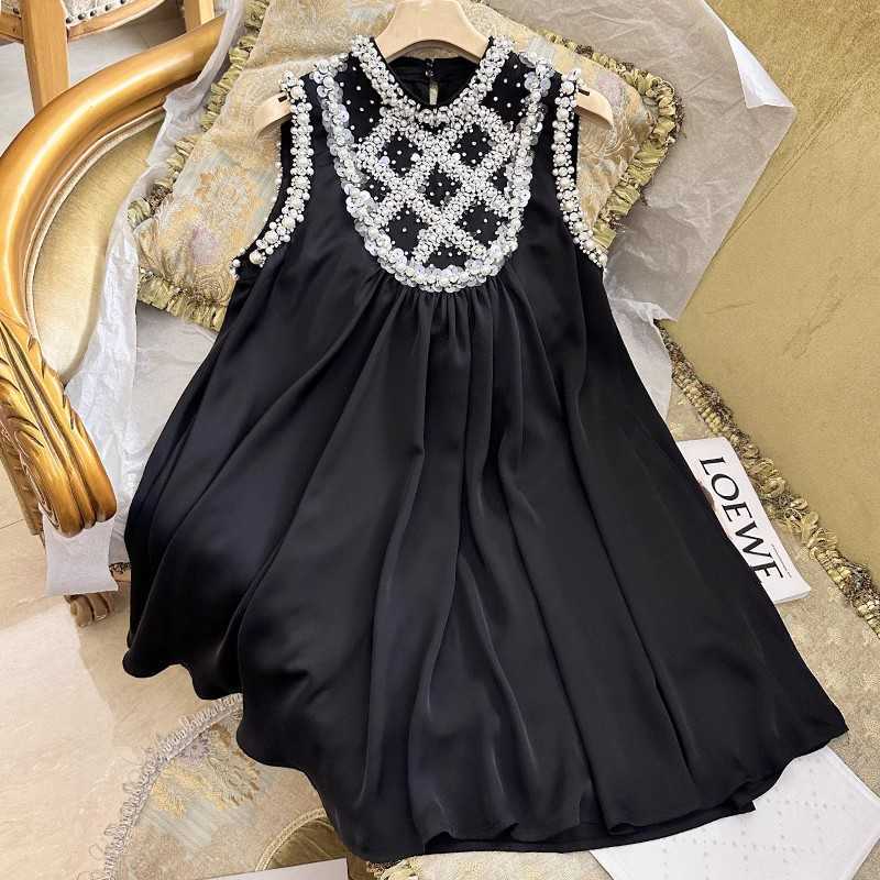 Temel gündelik elbiseler tasarımcı markası Miu süper ölümsüz akan kolsuz yelek etek el yapımı elmas çivili siyah elbise lüks his ince yaz 5o7d