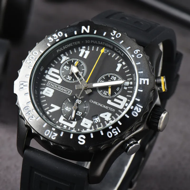 NUEVO 2024 Top Luxury Mens Watch Cuarzo Endurance Pro Avenger Cronógrafo 44 mm Relojes Múltiples colores Caucho Hombres Relojes Relojes de pulsera de vidrio