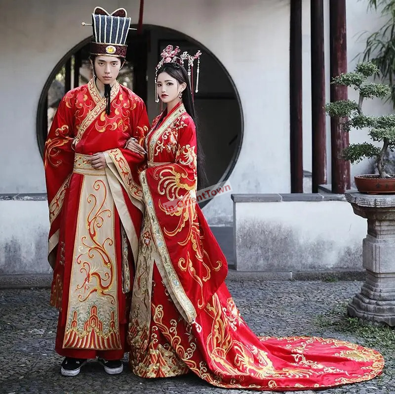 Abbigliamento etnico di alta qualità Matrimonio antico cinese Hanfu Sposa Coda lunga Coppia Costume Sposo Abito Indumento Standard Dinastia Tang Ming Cina Abito rosso festivo