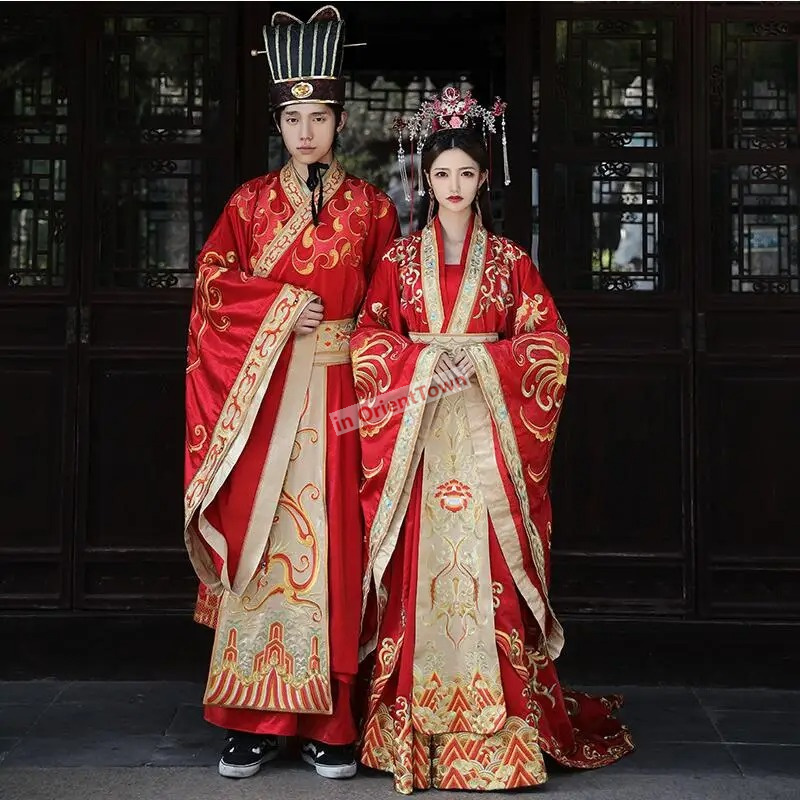 高品質のエスニック服中国古代の結婚式ハンフ花嫁ロングテールカップルコスチューム花groomローブガーメント標準タンミン王朝中国お祝いの赤いドレス