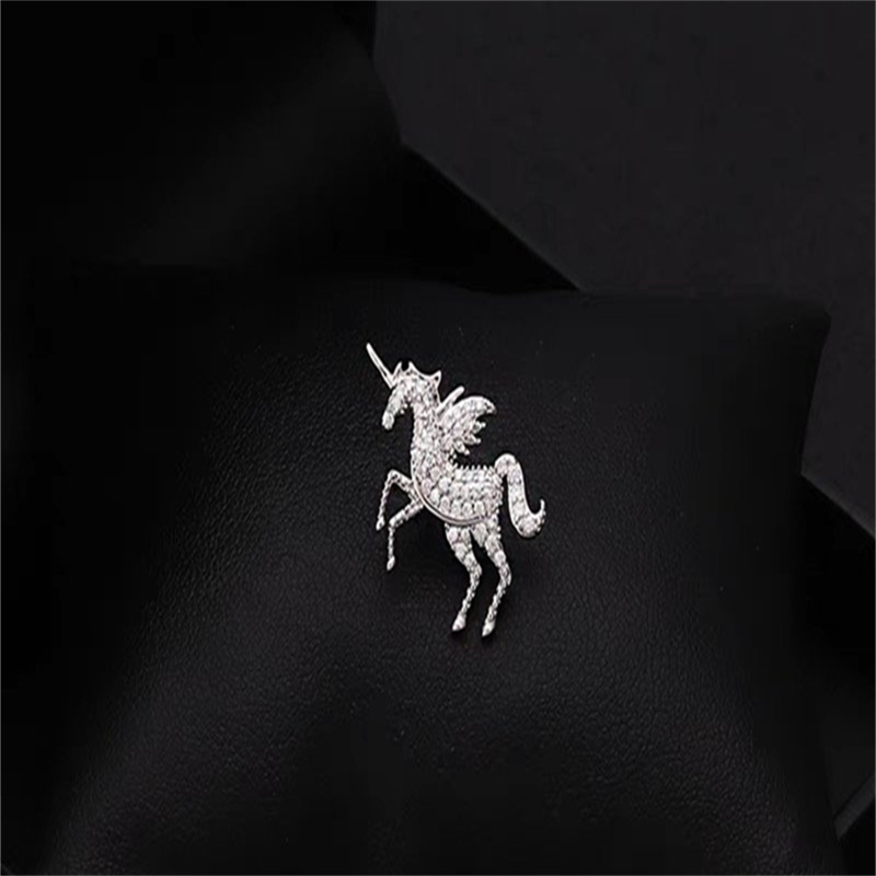 Broche de salto para hombre, ramillete de traje, Pin de solapa de caballo, insignia, ropa y accesorios, broche de joyería antigua en dos colores