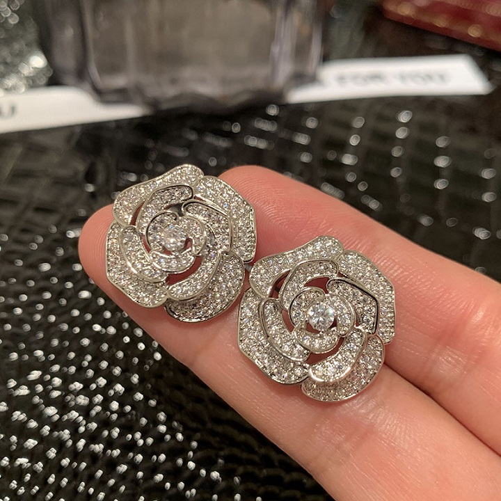 Lovely pretty rose flower fashion designer stud earrings shiny diamond crystal zirconia earrings jewelry for woman girls