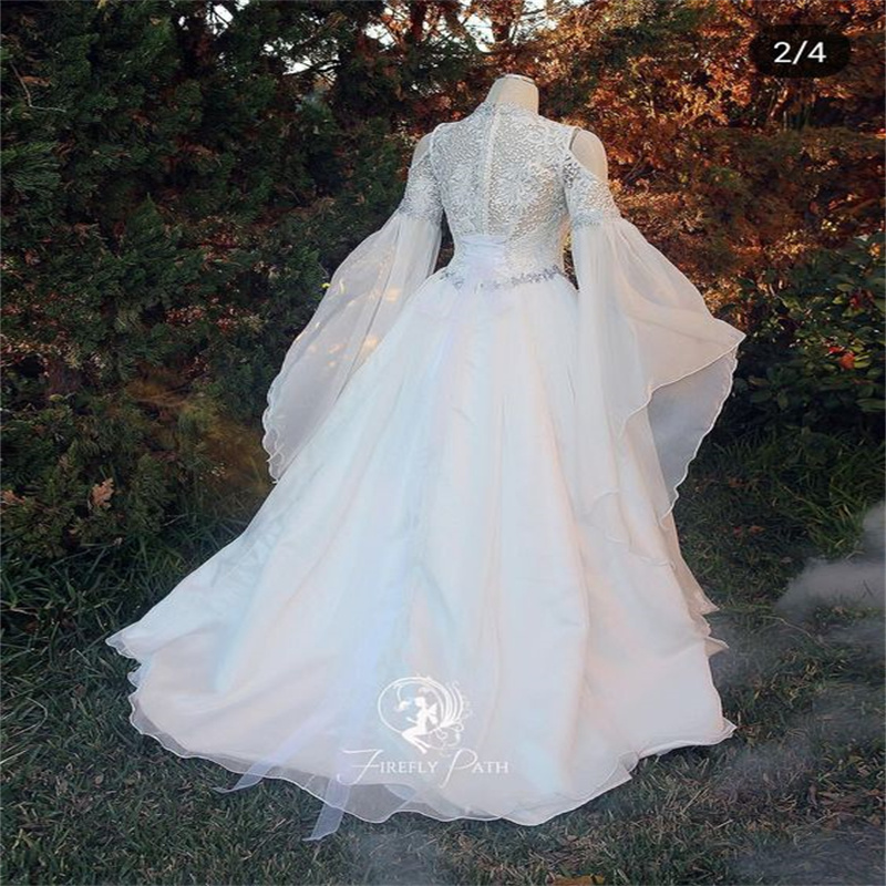 Renaissance Fantasy Viking Wedding Dresses 2024 Appliques Lace Brodery Medieval Elvish Bridal Clowns Flare Long Sleeve Grecian Roman Bride Dress with Caped