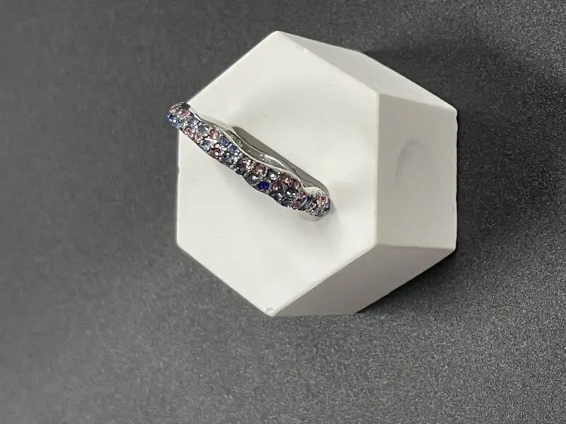 Colorful diamond-filled rattan branch gemstone ring niche design light luxury fashion style