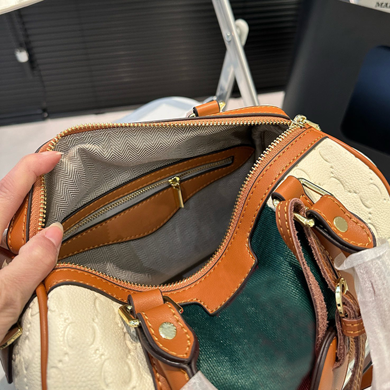 Designer väskor högkvalitativ mode lyx kväll väska axel crossbody väska för kvinnor mini boston kudde väska läs tote för kvinnor