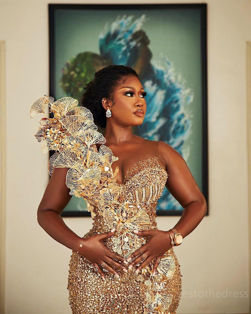 2024 Gold Plus Size Aso Ebi Prom -klänningar för svarta kvinnliga kvällsklänningar Sequined Lace Mermaid Sexig sida Split Birthday Party Dress Reception Engagement GOWNS AM584