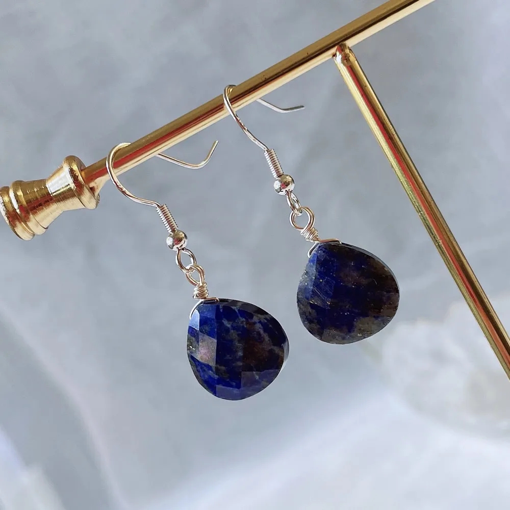 Boucles d'oreilles pendantes en pierre de cristal naturel pour femmes, Lapis rose violet, petite goutte d'eau en forme de cœur, couleur argent, boucles d'oreilles pendantes de guérison, taille 15mm