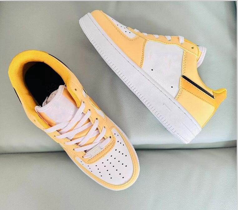 2024 New Women's Designer Outdoor Running Shoes Summer Walk MM6 Top vintage sneakers margiela man Luxury sneakers for men and women