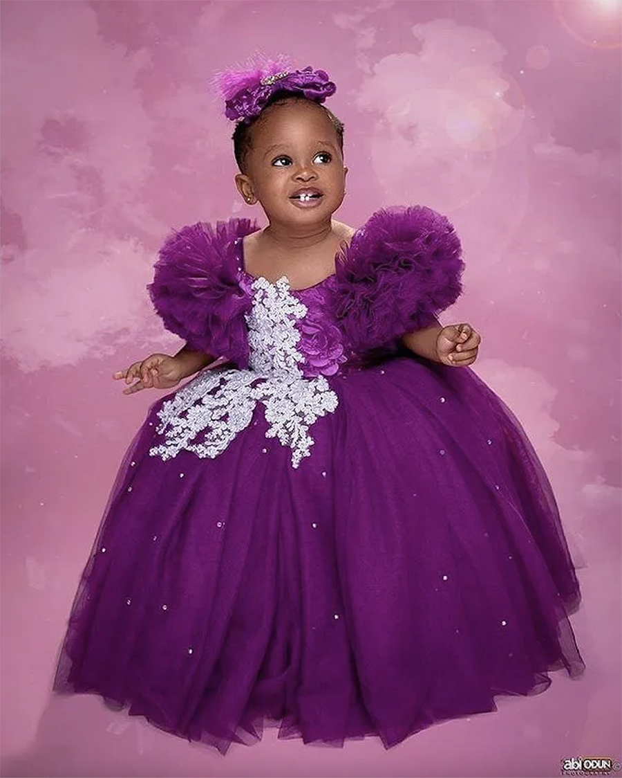 2024 Purple Lace Crystals Flower Girl Dresses Ball Gown Tulle Elegant Lilttle Kids Birthday Pageant Weddding Gowns