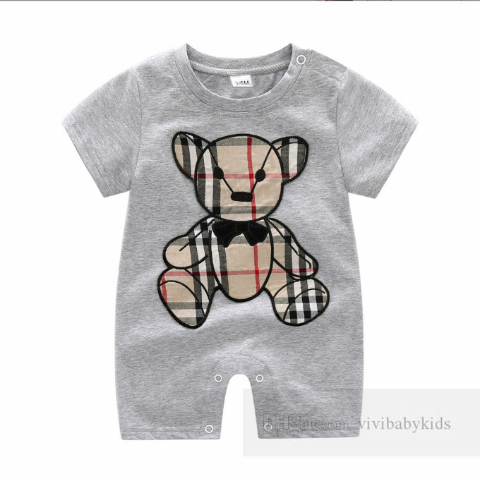 Designer Baby Jungen Strampler Kleinkind Kinder Plaid Bär Patch Stickerei Kurzarm Overalls Sommer Säuglingsmädchen Baumwolle Kletterkleidung Z7327