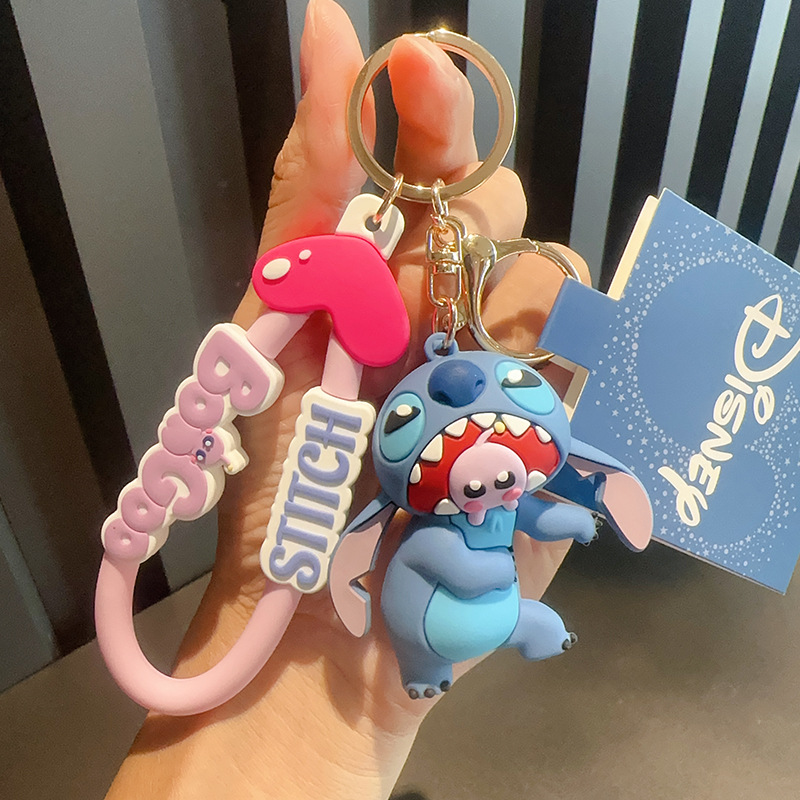 Vente en gros de jolis pendentifs de poupée anime de sables mouvants, chaussures de mode Kawaii, porte-clés de poupée, sacs de voiture, pendentifs, cadeaux pour enfants