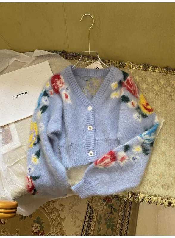 Męskie bluzy bluzy projektanta marka MIU MUMA HAIMAO KRÓTKA KRÓTKA Cardigan Płaszcz Rose Jacquard Znakomity odchudzki Sweter Kobiet Damskie Top Winter 0npl