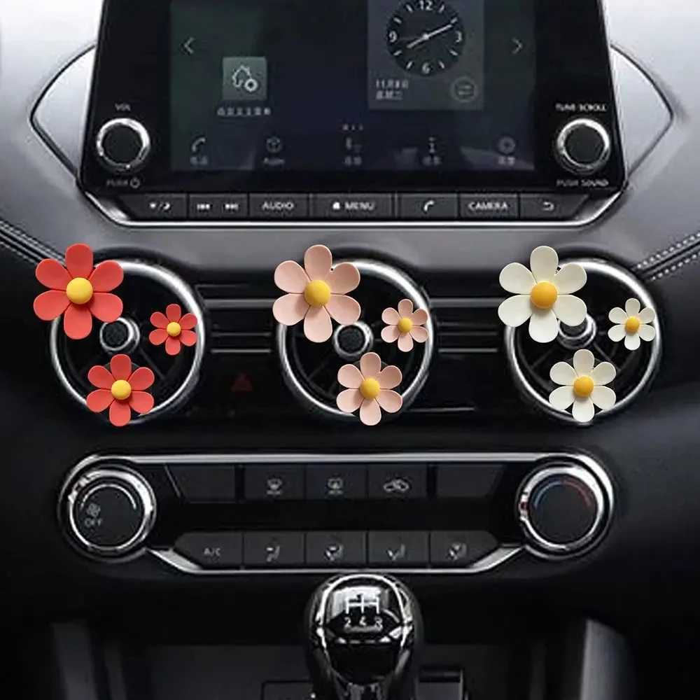 Car Air Freshener of automobile outlet vent perfume clip candy color automobile air freshener air conditioner outlet incentive 24323