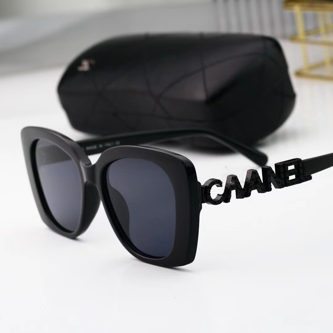 designer sunglasses Man Women fashion Rectangle sunglasses luxury glasses with diamond Unisex Designer Goggle UV protection sunglass with box very nice 