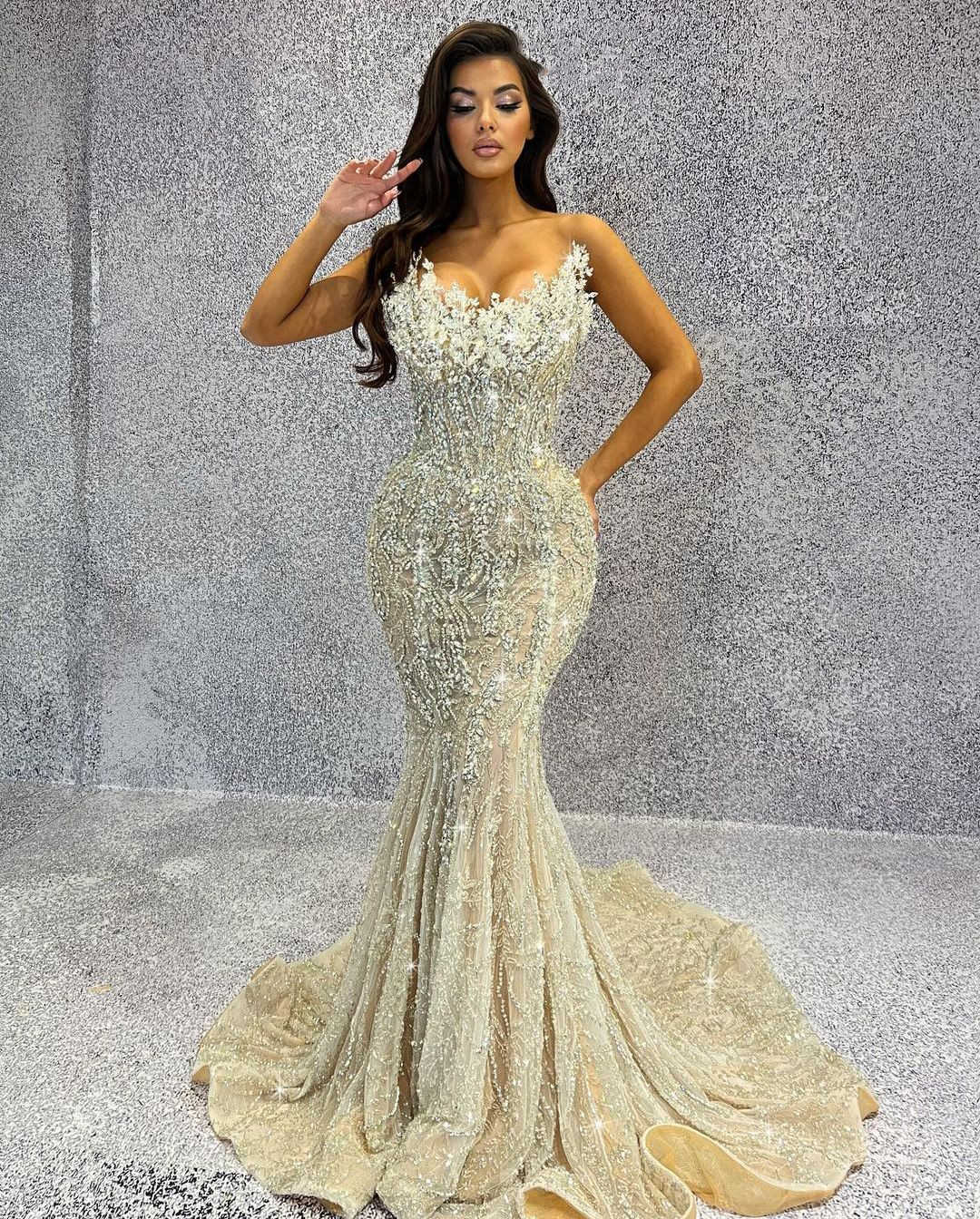 Luxury Crystal Mermaid Wedding Dresses Strapless Bridal Gowns Sequins Slim Custom Made Sleeveless Sweep Train Vestidos De Novia