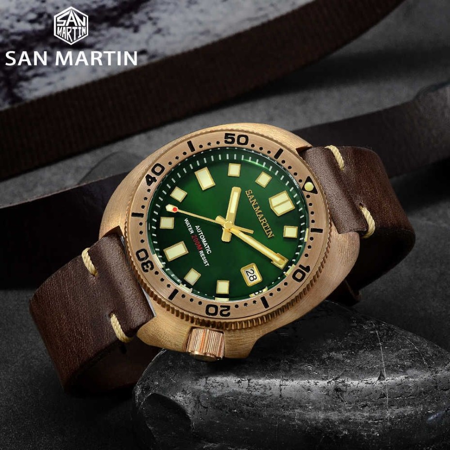 San Martin Abalone Bronze Diver Watchs Men Mécanique Montre mécanique Lumineuse Résistant à l'eau 200m STRAPE DE CUIR STAGE RELOJES 2107283079