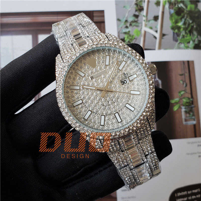 Pass Diamond Test Luksusowy zegarek biżuterii 42 mm moissanite zegarek pełny diament mrożony na zewnątrz designerski klasyczny zegarek hip -hop Sapphire Mirror Wysokiej jakości oryginał z pudełkiem