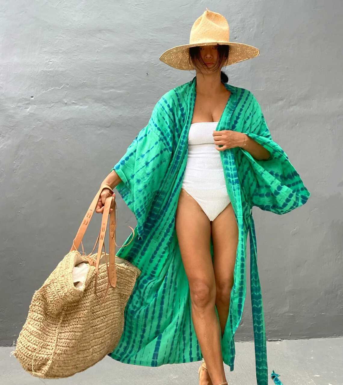 Women's Swimwear 2023 Womens Bohemian striped tie dye swimsuit with Tunic Sarong cardigan bikini top beach wearing kimono 240326