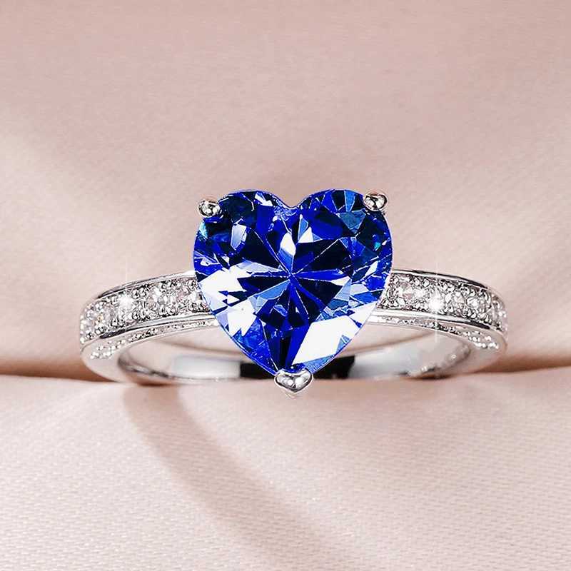 Band Rings Huitan Colorful Heart shaped Cubic Zirconia Ring Suitable for Women Luxury Wedding and Engagement Band in WhitePinkGreenBlue Eternal Love Je J240326