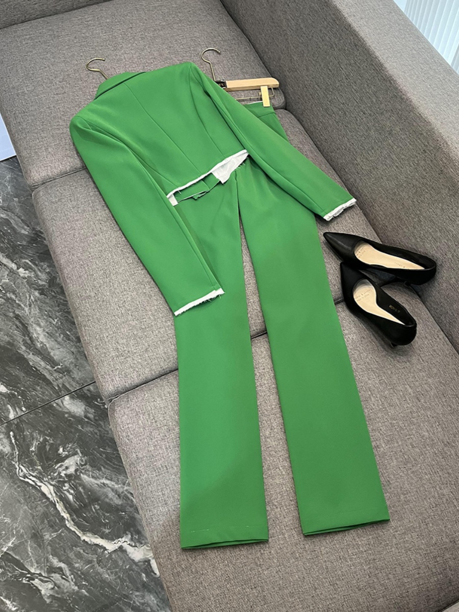 2024 Spring Black Solid Color Two Piece Pants Set Green Long Sleeve Notched-Lapel Short Blazers Top + Wide Leg Byxor Pants Set Two Piece Suits 4A211576