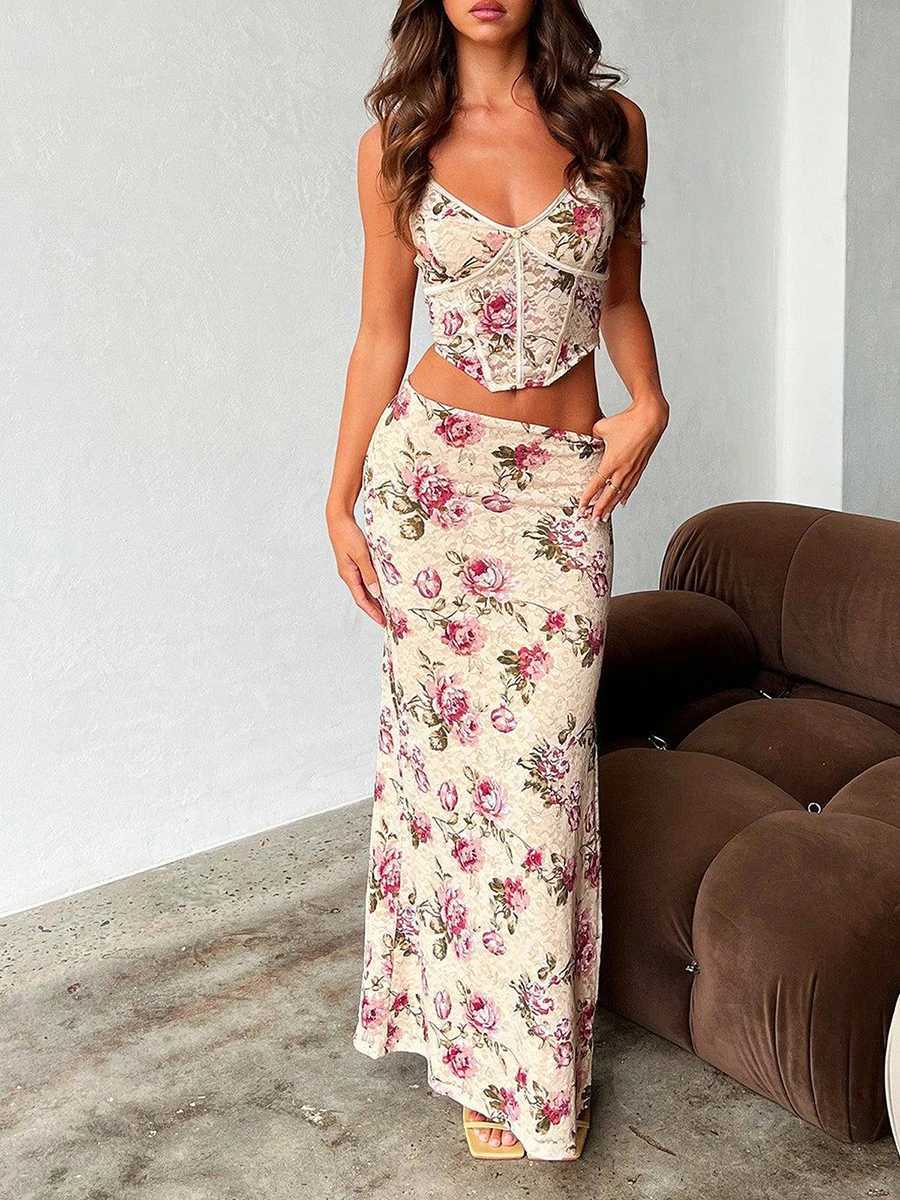 Kadın Mayo Boho Şık Çiçek Baskı 2 Parçalı Bandeau Top ve Şeffaf Örgü Maxi Bayan Yaz Plajı Takım 240326