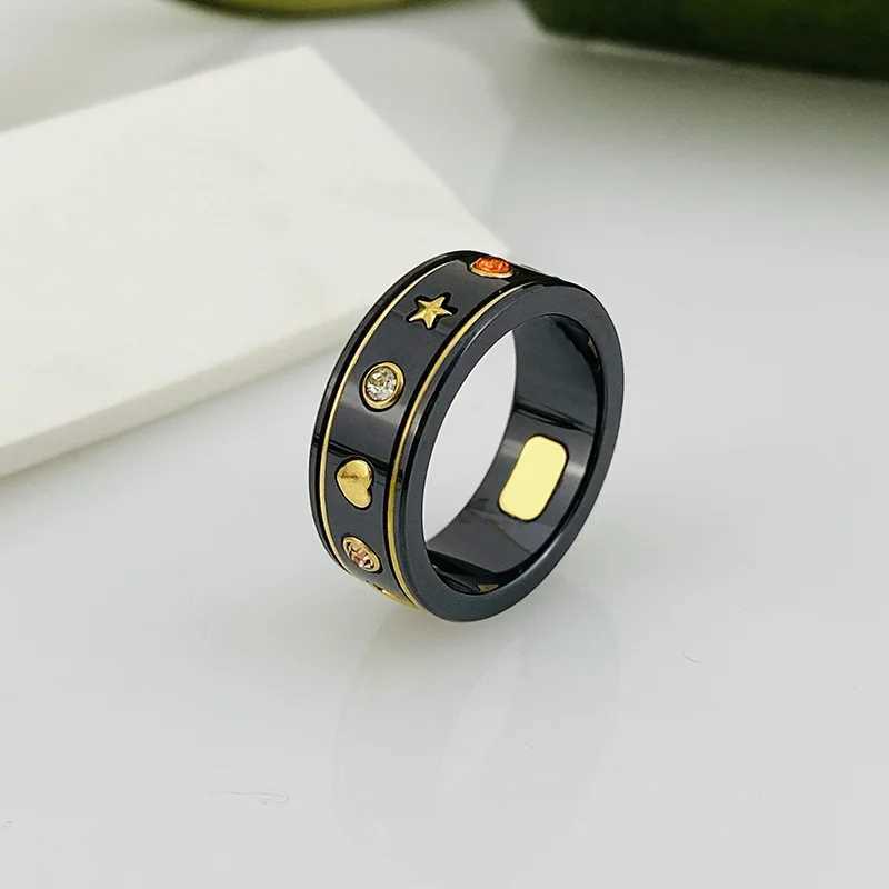 Band Rings High Version Black and White Ceramic Ring Vintage 18K Gold Bee Planet Movie With samma par ring Vintage Punk Party Gift J240326