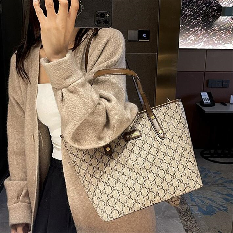 2024 새로운 디자이너 가방 여성 고급 고품질 쇼핑 가방 가죽 크로스 바디 백 숄더 여자 어깨 가방 두 세트