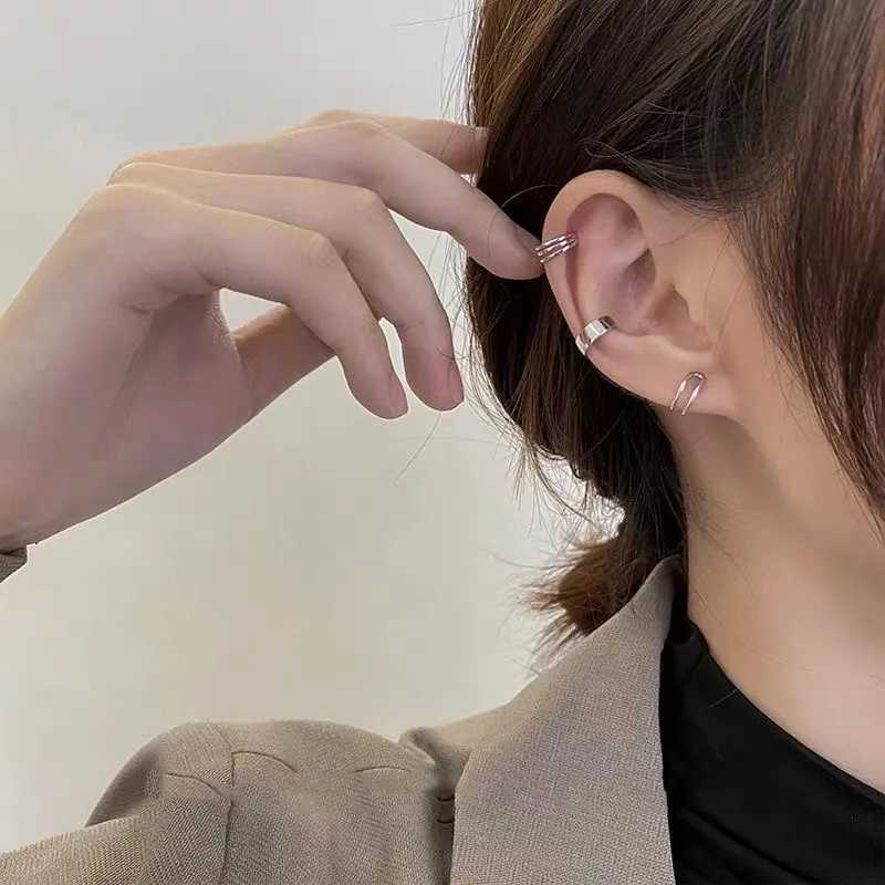 Hoop Huggie Fashionable cross clip earrings suitable for women cute pearl cubic zirconia earrings unperforated jewelry set 24326