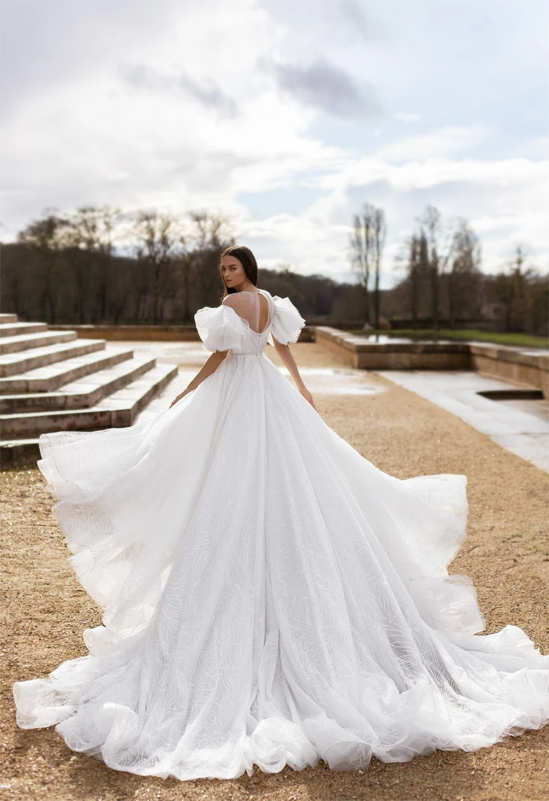 Robe de mariée Simple pour femmes, col à bijoux, manches courtes, paillettes, balayage avec traîne, sur mesure