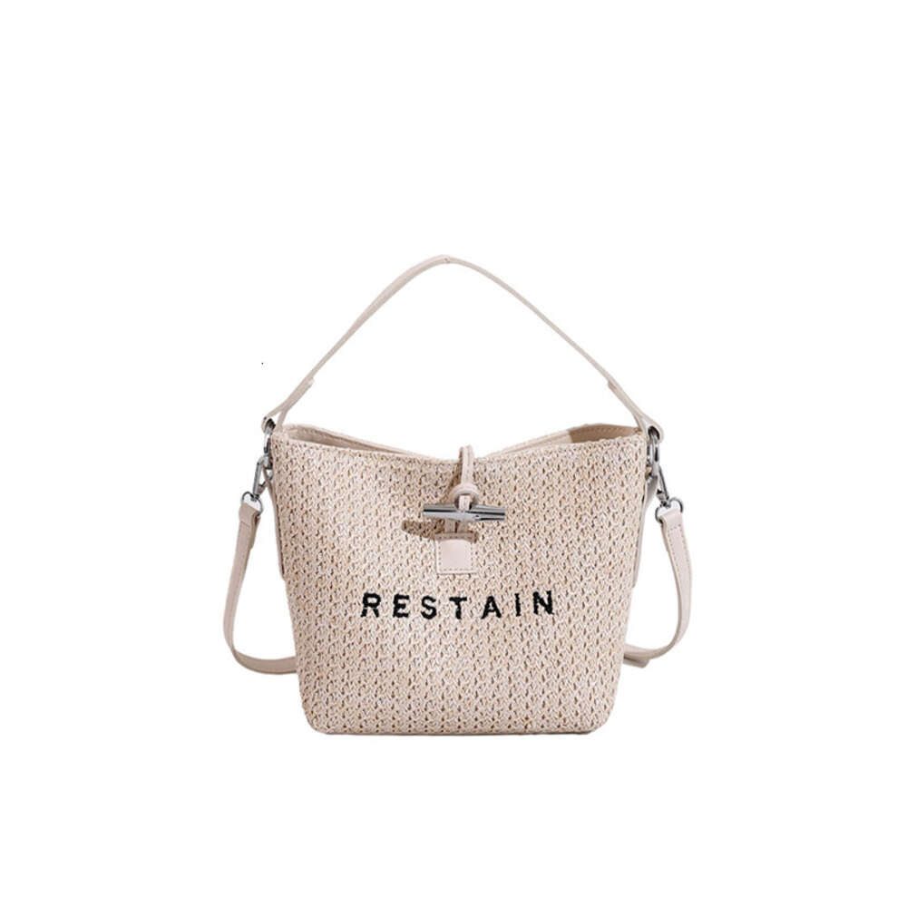 Factory Source High Quality Handbags Is Woven Bucket Bag 2024 New Fashionable and Trendy Niche for Women Large Capacity Single Shoulder Grass