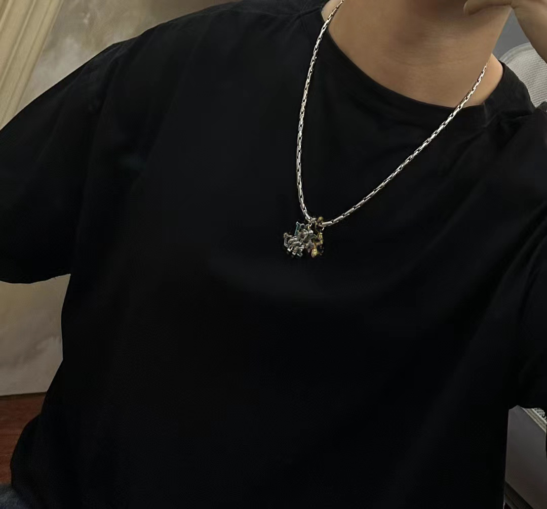 Классическое никогда не выцветающее панк-рок тайское серебро Роскошный дизайнерский кулон ожерелье из нержавеющей стали с подвеской в виде буквы ожерелье мужские и женские ювелирные изделия Подарочная коробка