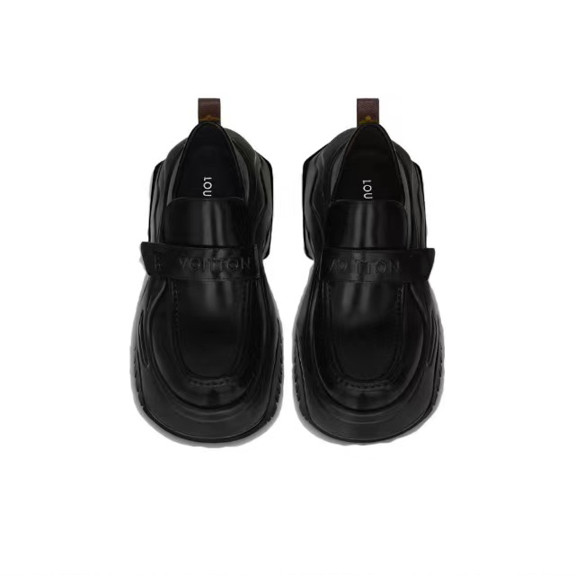 أحذية مستديرة من أحذية إصبع القدم ، أحذية فاخرة كلاسيكية ، نساء chaussures lug sole womens sneakers designer platform platfor
