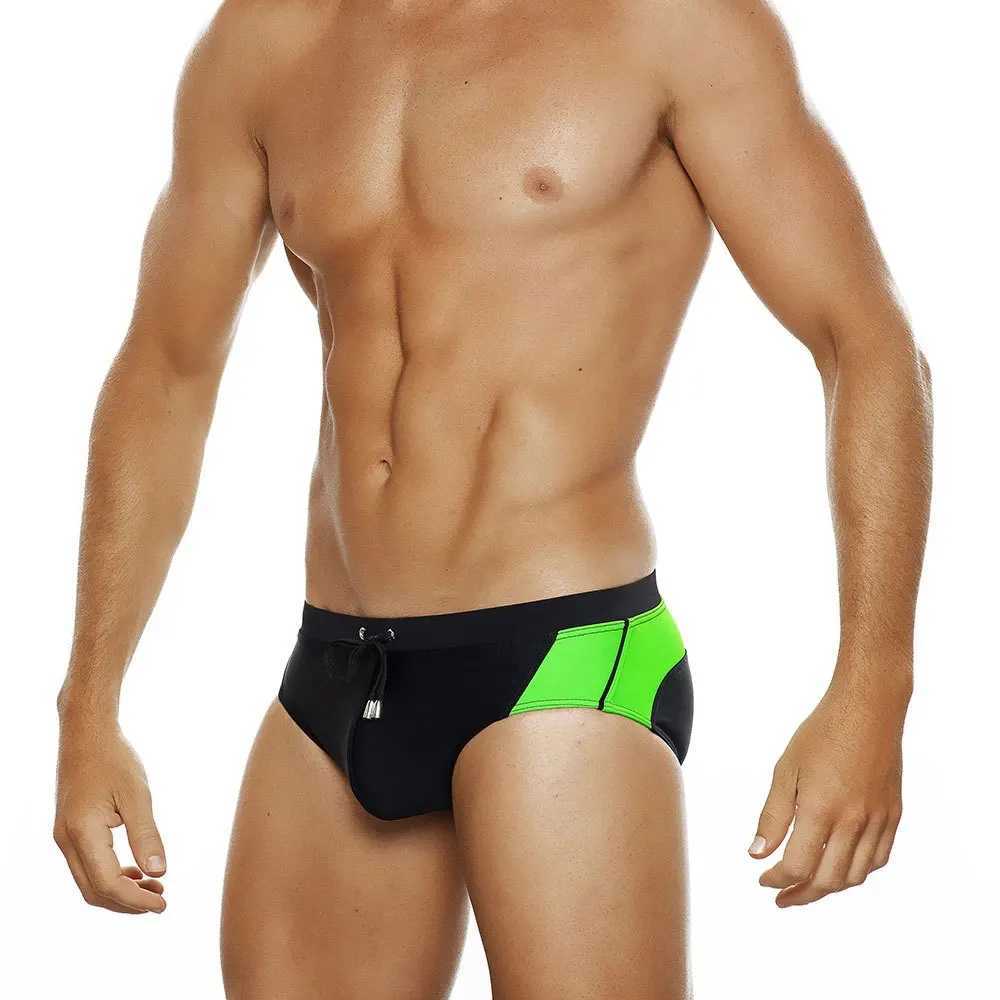 Herren-Badebekleidung, europäischer und amerikanischer Sommer-Colorblock-Dreiecks-Badeanzug, Herren-Badehose mit Schnürung, Strand-Boardshorts, Badehose mit Push-Pads 24327